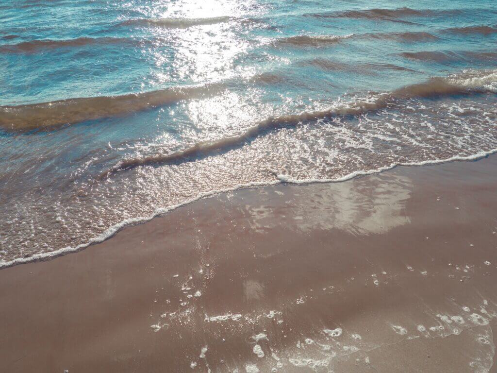 Picture of a beach to create a sense of calm